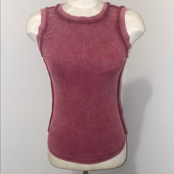 Lauriebelles Sleeveless Ribbed Pink Top - Picture 2 of 6